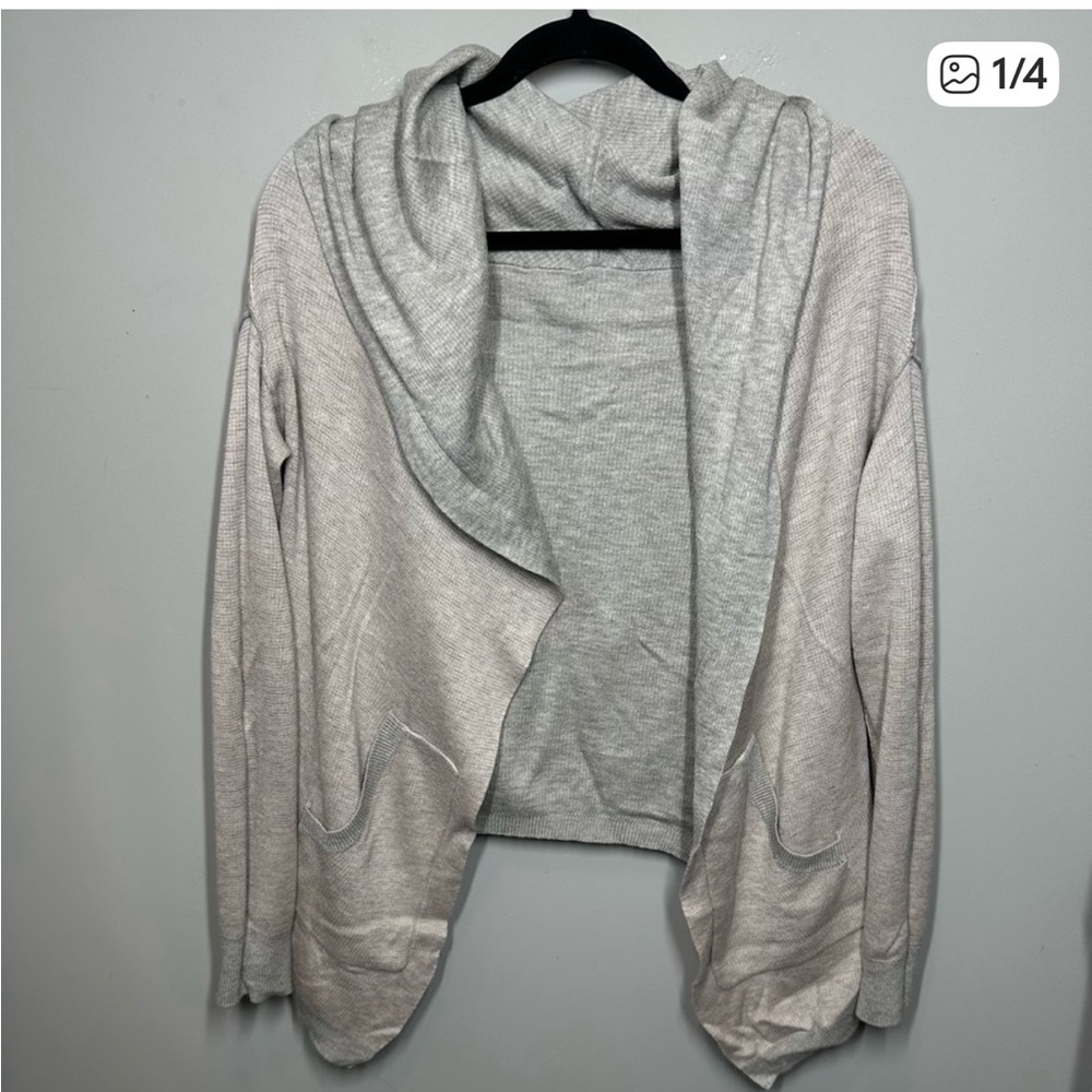 Lululemon Cabin Yogi Wrap Reversible Open Front Cardigan Hoodie in Gray Ribbed